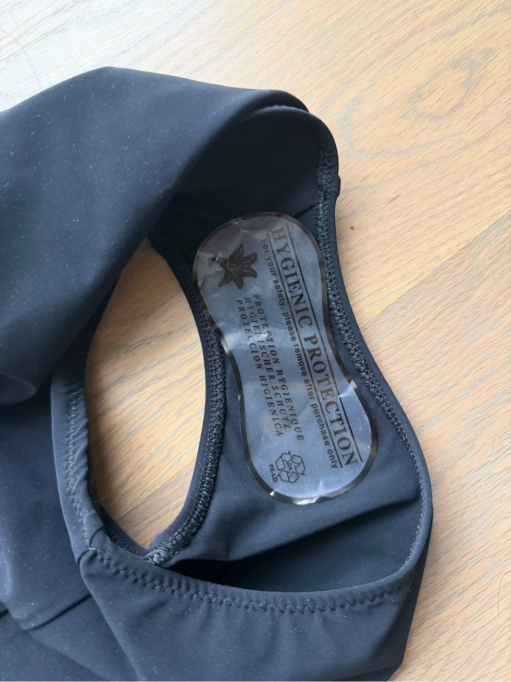 NEW Araks ‘Venetia’ One-Piece Swimsuit black & midnight XS